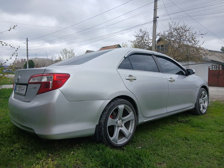 Тойота Камри 2012 2.5