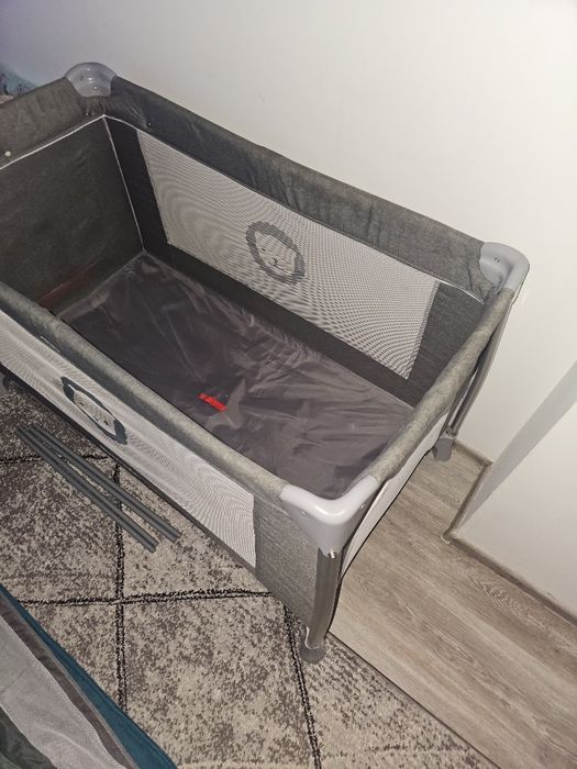 Łóżeczko turystyczne dla dzieci