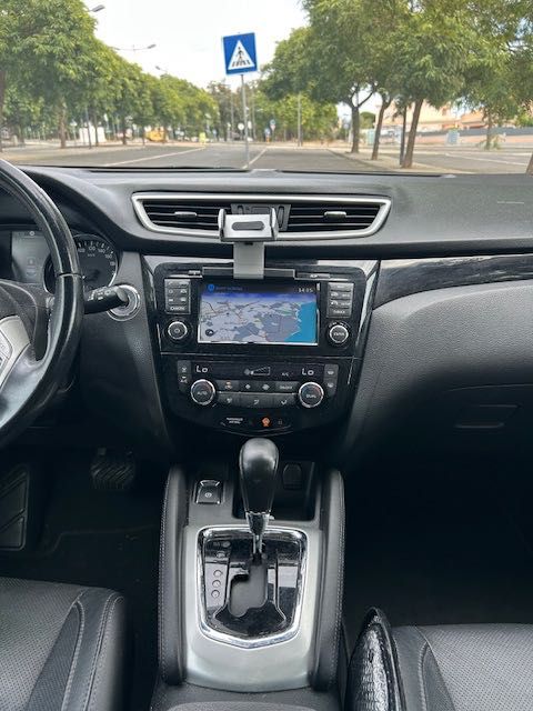 Nissan Qashqai 1.6dci Tekna October 2016,  88,400 km for sale Albufeira €14,950