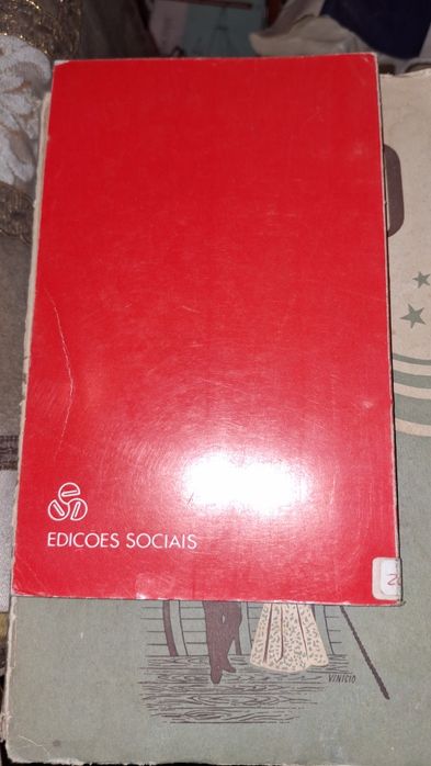 Opção socialista e democracia nacional Nodari Simonia