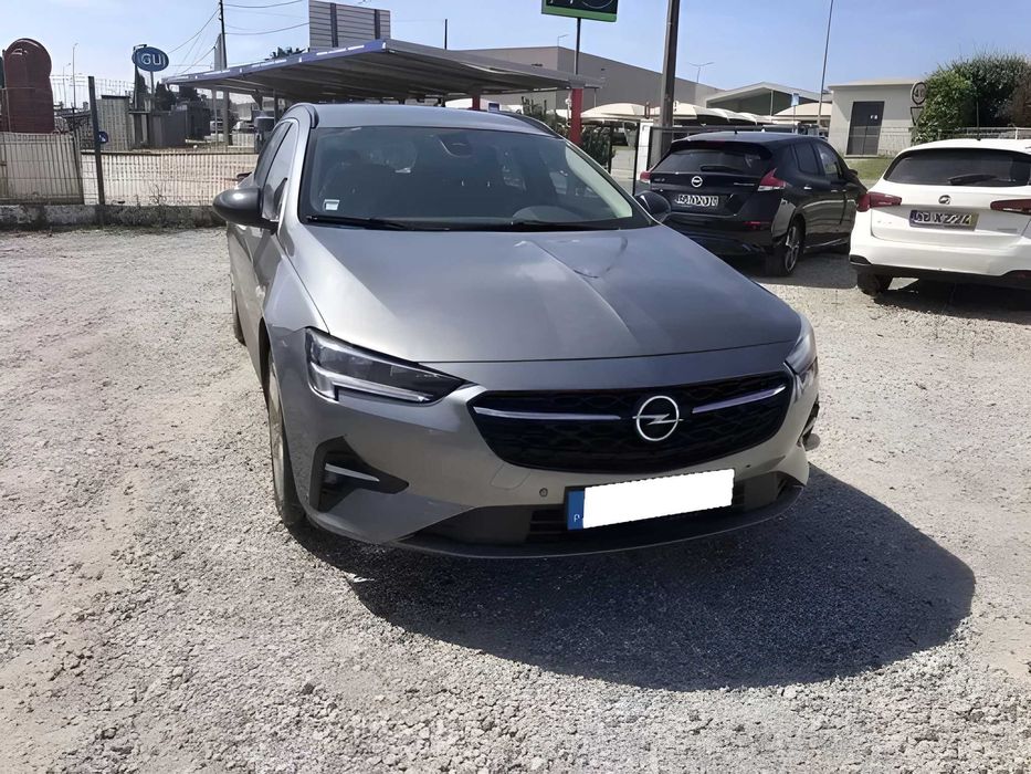 Opel Insignia Sports Tourer 1.5 D Ultimate | Financiamento disponível