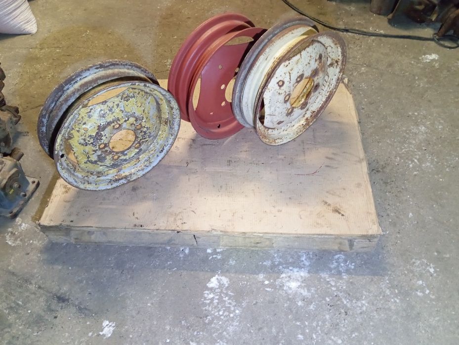 Felga ursus c-360 c-330