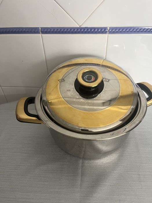 Conjunto IDEIACASA 2 tachos + caçarola c/ Termómetro