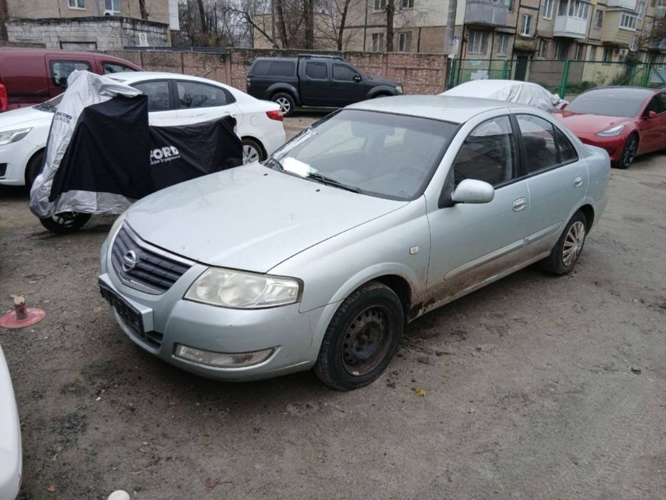 Nissan Almera 2008, автомат