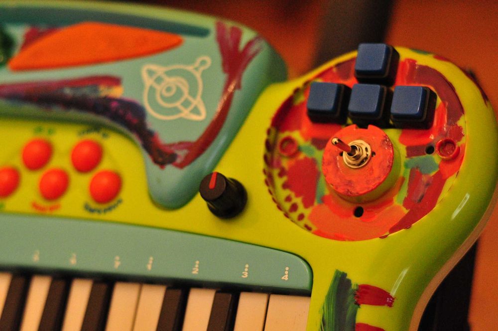 teclado órgão modificado circuit bend