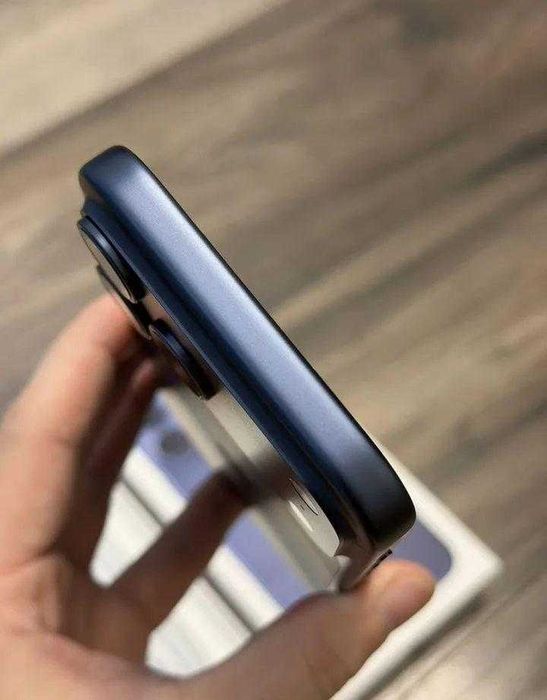 iPhone 17 Pro Max, 256 ГБ, SIM + eSIM