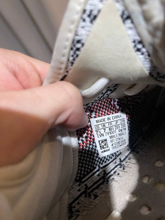 adidas Yeezy boost 350 v2 zebra 40 2/3 beluga onyx black white bone c