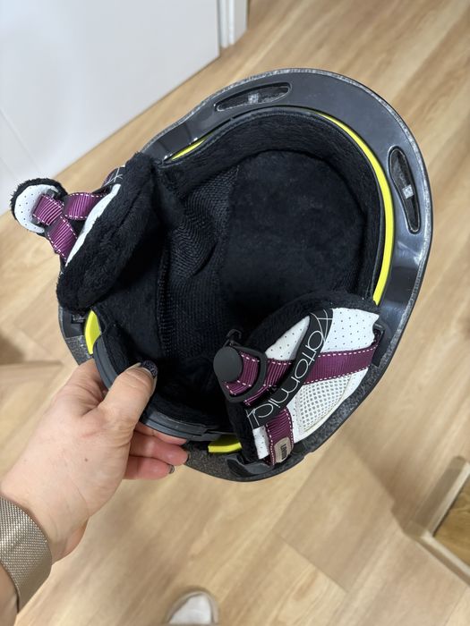 Buty narciarskie 24,5 i kask  Atomic