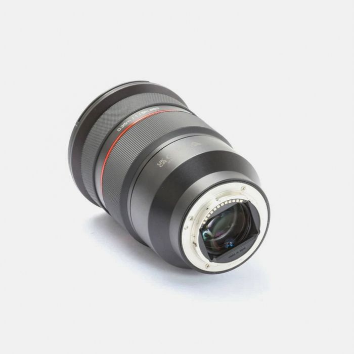 Samyang AF 24-70mm f2.8 EF