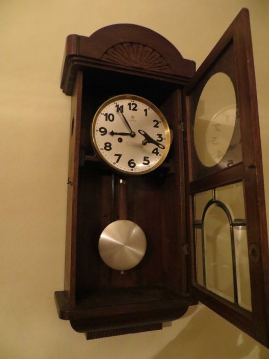 Relógio de parede Junghans