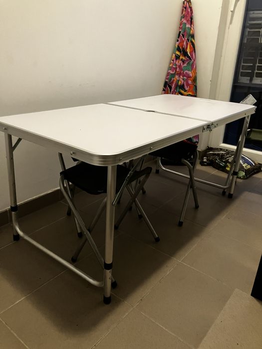 Stolik turystyczny z 4 krzesełkami składany kempingowy
