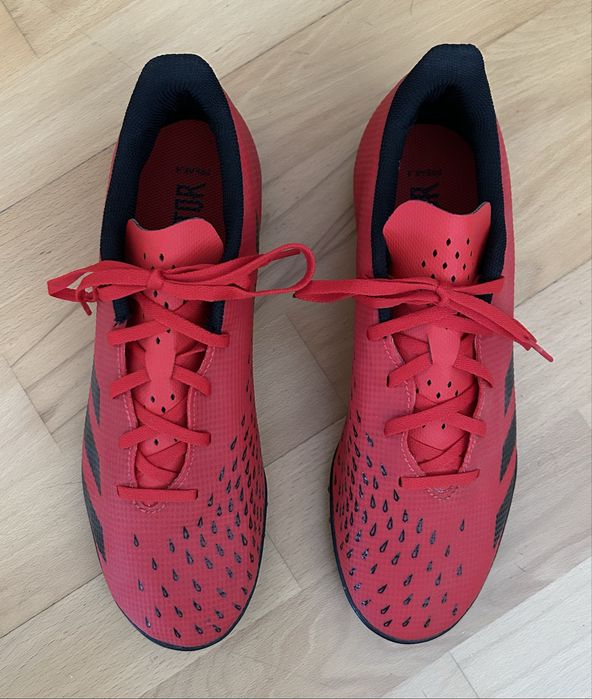 Sapatilhas Futebol - Piso Sintético