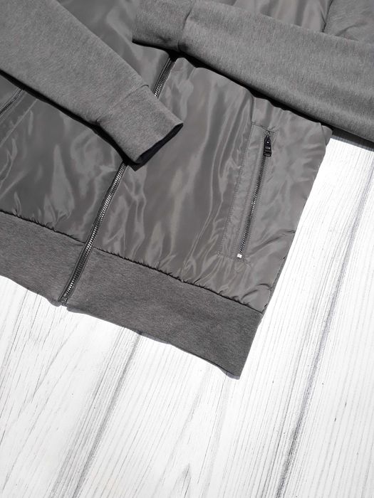 Бомбер Hugo Boss куртка розмір S
