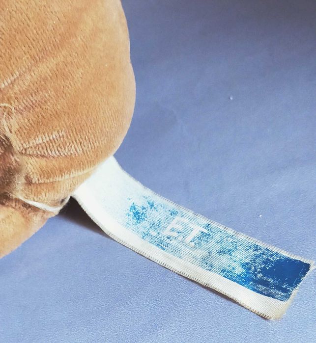 Antigo E,T extra terrestre em peluche