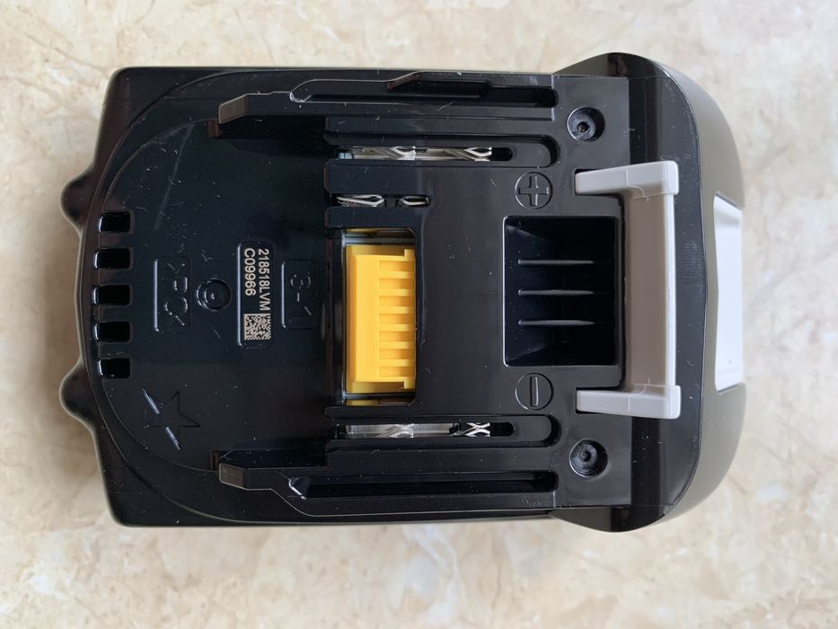 Акумулятори Makita BL1815N BL1021B