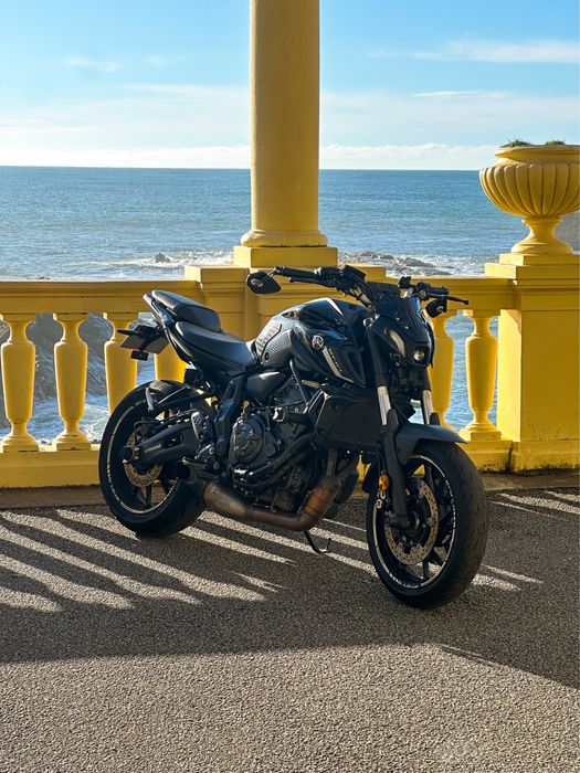 Yamaha MT07 Pure 35kw (deslimitada)