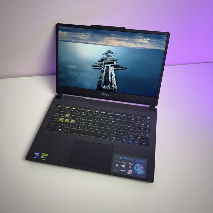 MSI 15.6' FHD 144hz, Ultra 7 155H, RTX 4060, 16GB/1TB
