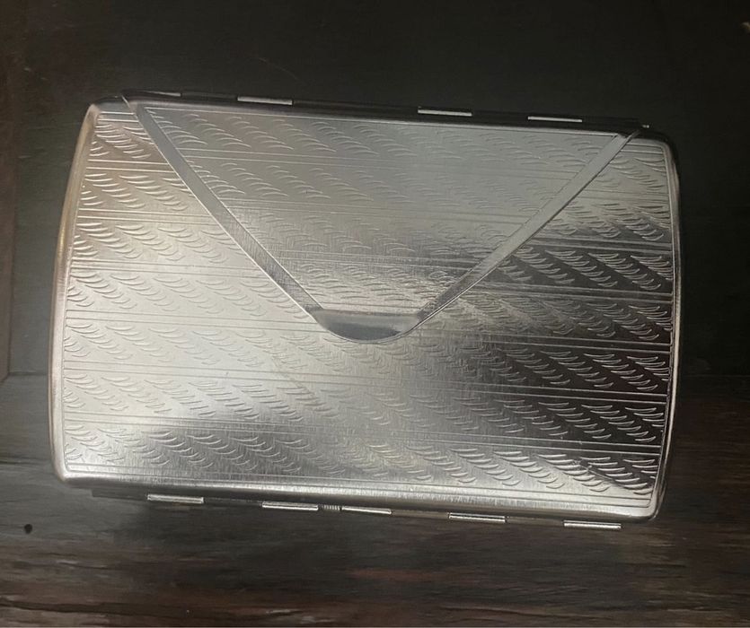 Cigarreira / Porta cartões NOVA