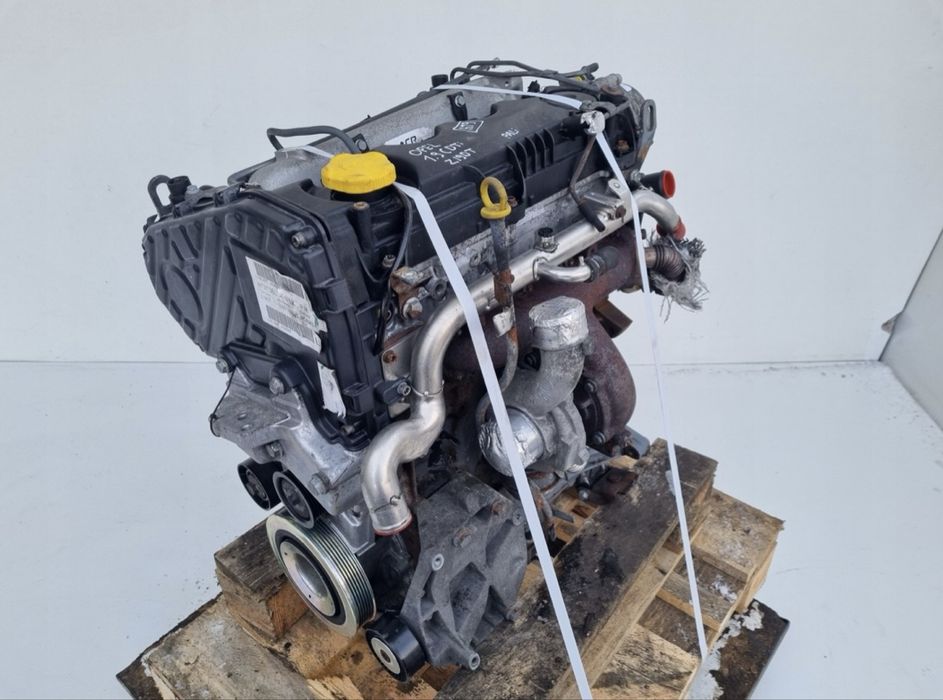 Двигун мотор 1.9cdti Z19DT Opel Astra H Vectra Zafira B Fiat Doblo двигатель