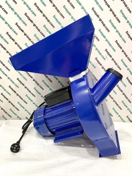 Корморізка Кормоподрібнювач Крупорушка Зернодробилка Млин