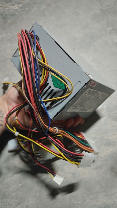 Fonte de Alimentação ATX 450W — Modelo LPJ9-25 (Testada)