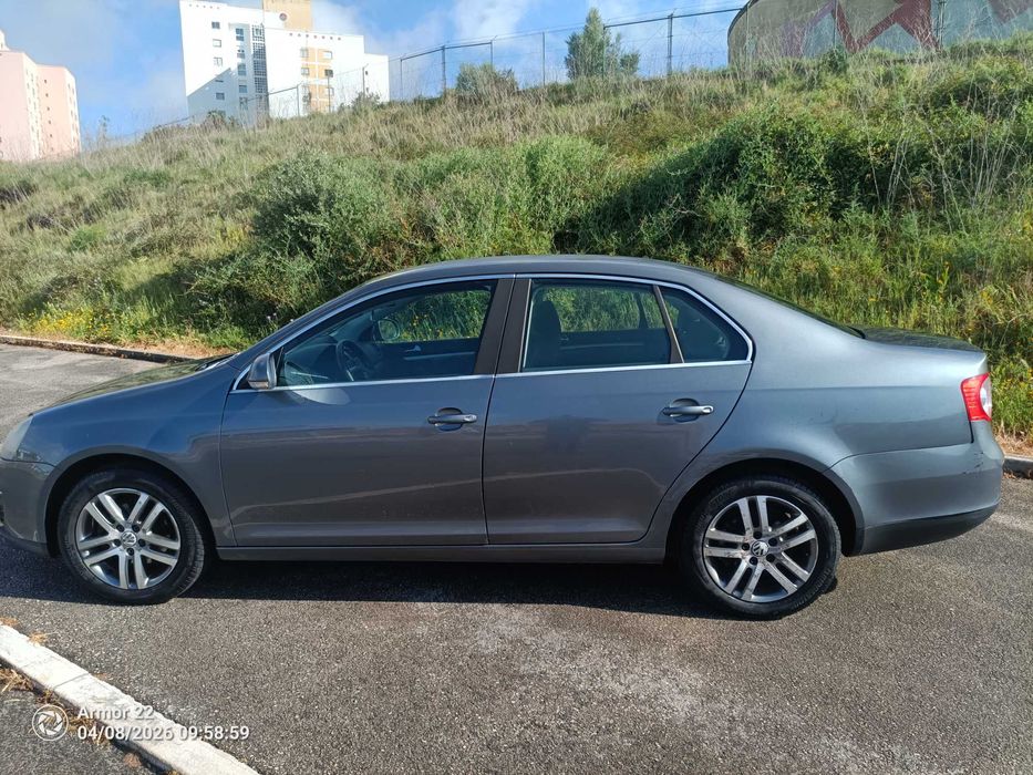 vw jetta 1.9 tdi bxe 633mil km (mistura gasóleo no óleo)