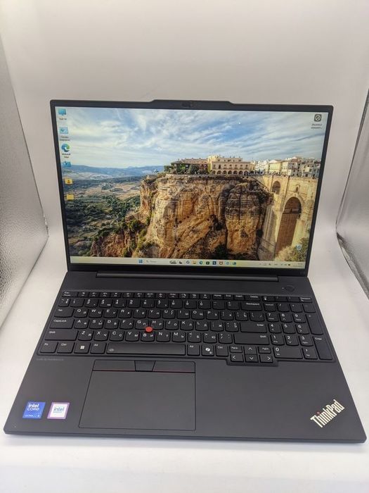 Lenovo ThinkPad E16 Gen 2 Black 16", WUXGA, 125u, ddr5 16gb, 500gb