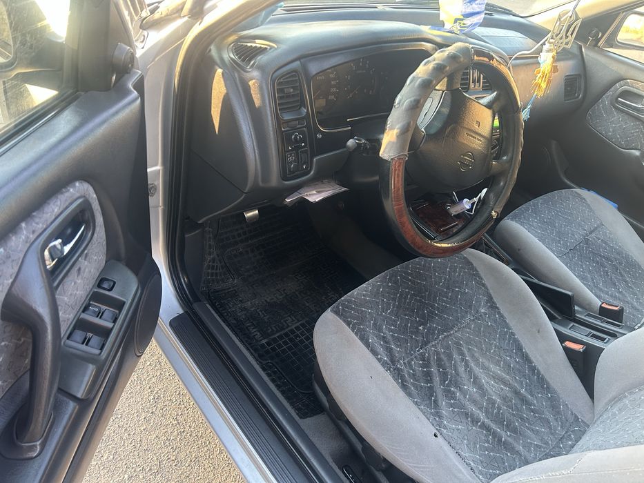 Nissan Primera, 1999, 2.0 г/б