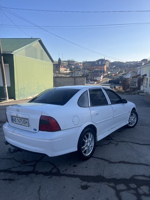 Продам Opel vectry B 1998р 1.8 бензин