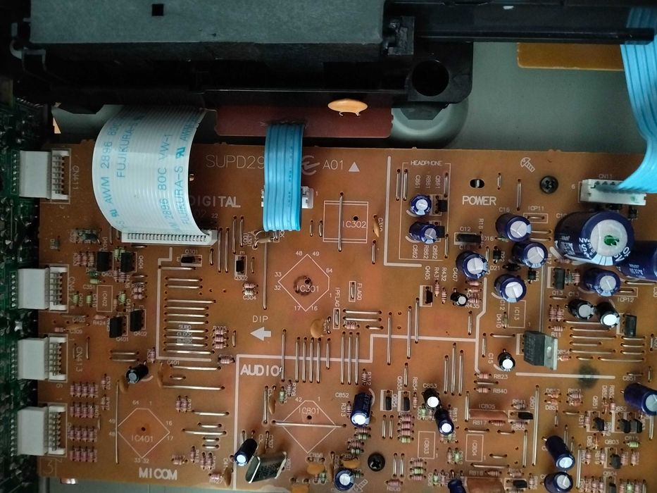 CD technics sl-p222