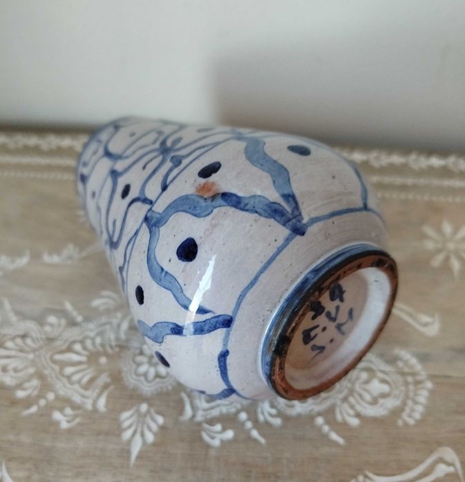 Linda Jarra em faiança vidrada