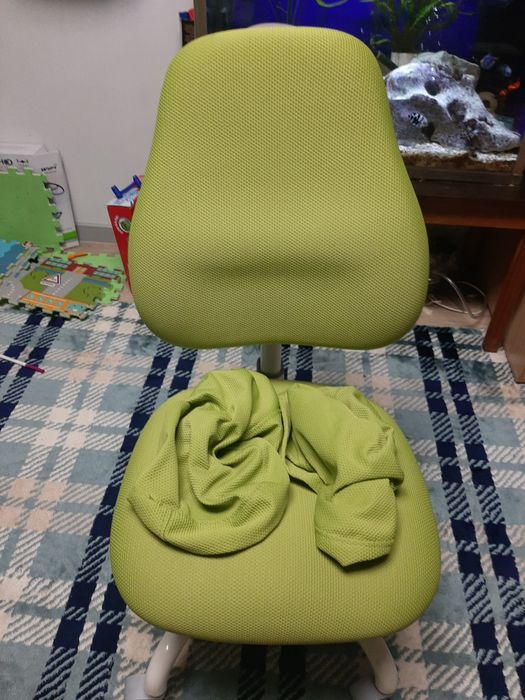 Крісло дитяче комп'ютерне GT Racer C-1240 Orthopedic Green
