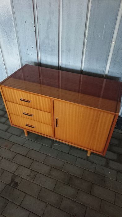 Komoda PRL (1969)