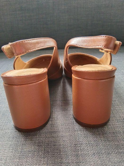 Buty skórzane slingback KAZAR 37