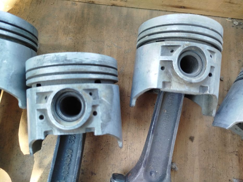 ШАТУНИ ВАЗ 2101 / Поршень 79,4