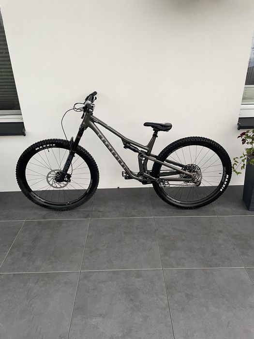Commencal tempo.