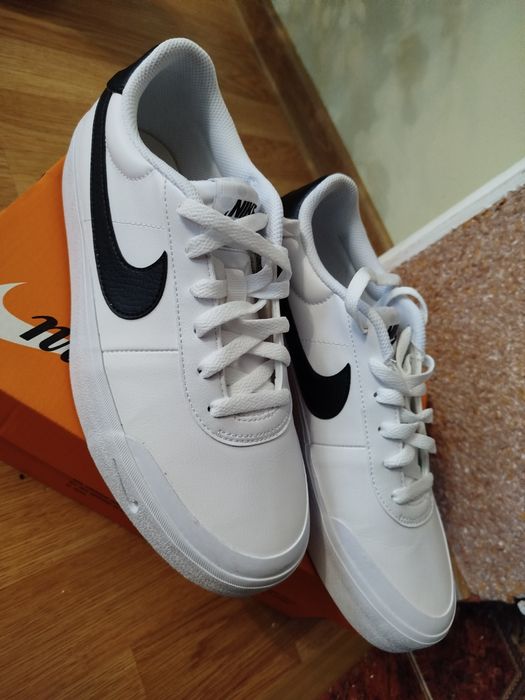 Кросівки чоловічі Nike ,41 розмір 26 см ,нові