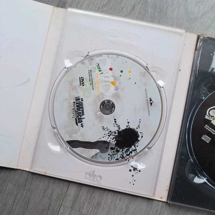 DVD CD Lusofonia, a (R)evolução Red Bull Academy