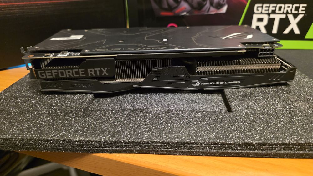 Rtx 2060 oc asus rog  placa gráfica