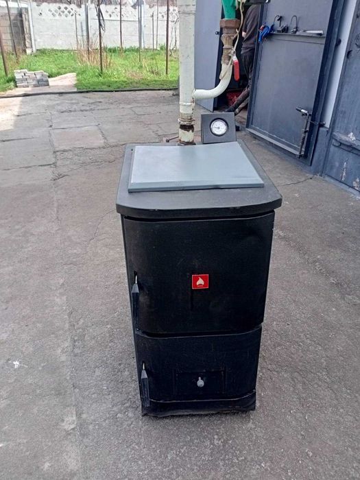 Твердопаливний котел