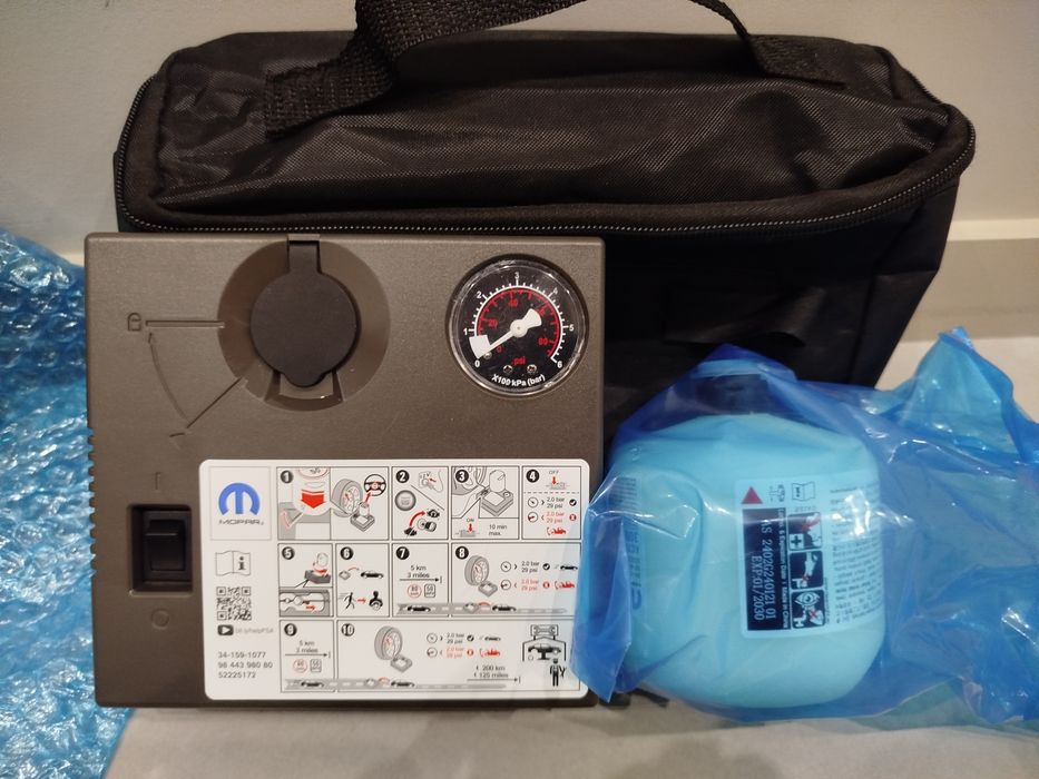 Оригінальний комплект для ремонту шин Mopar (компресор + герметик)