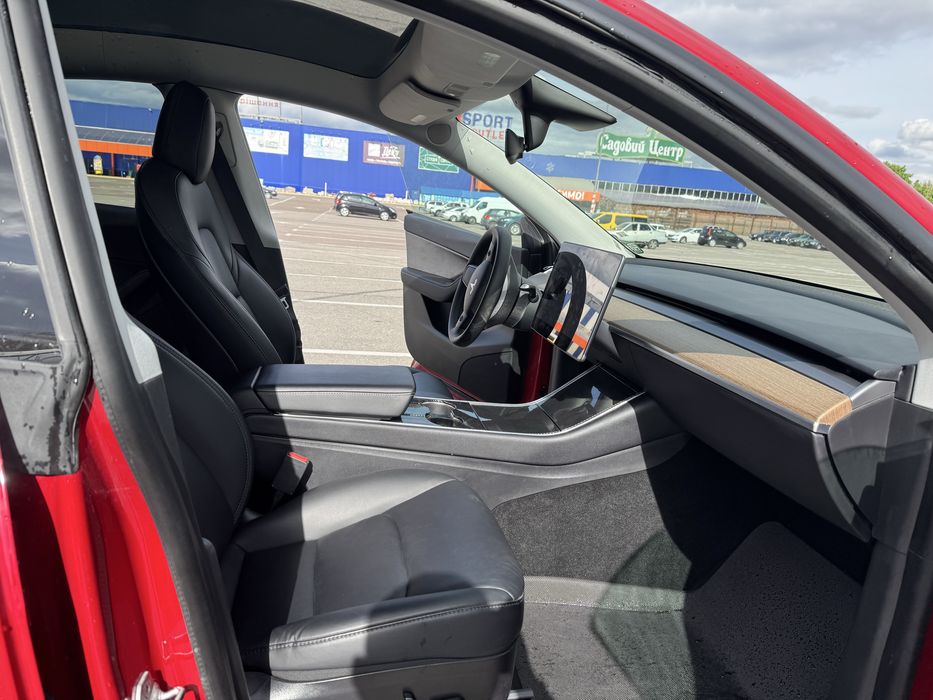 Тесла Y 2020 DUAL MOTOR