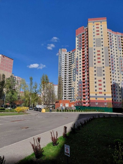 Продаж однокімн квартири вул. Самійла Кішки 5 /Голосіївський р-н / метро Іподром 7хв / ВДНГ / Ліко Град