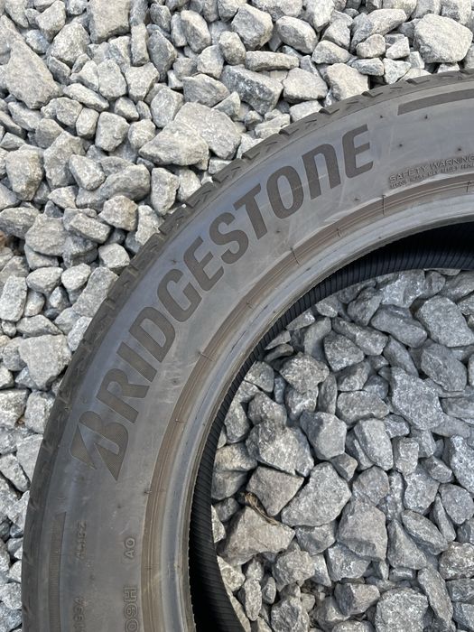 Продам комплект літніх шин Bridgestone Alenza 001 255/50 R20 00205