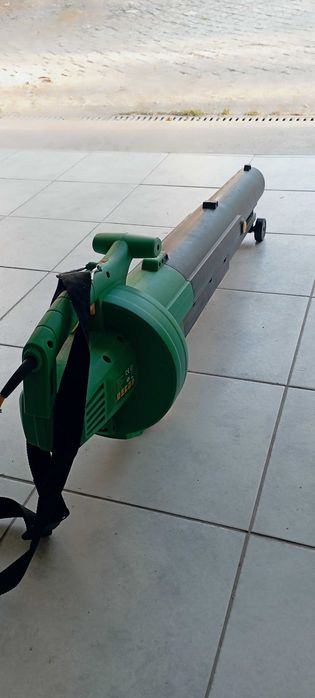 Soprador e Triturador de folhas Com saco Recoletor.