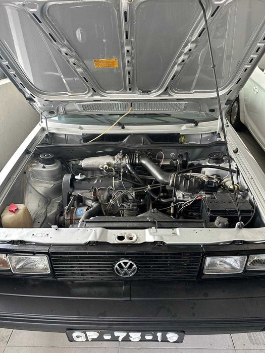 Vw jeta 1.600 injeções  ano 1980 muito bom estado