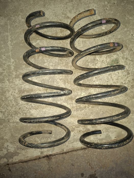 Пружини рено гранд сценік 1.6 дизель 2013 передні!передні ! 3