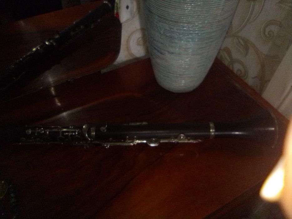 Продам кларнет3300гр.С клеймом.Хороший торг