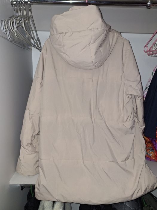 Стьобана куртка Reserved  в гарному стані