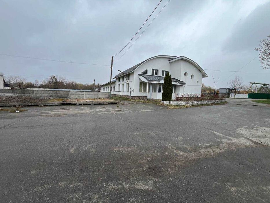 Оренда торгово-офісного приміщення с.Любимівка, Житомирська траса, 15км від Києва.